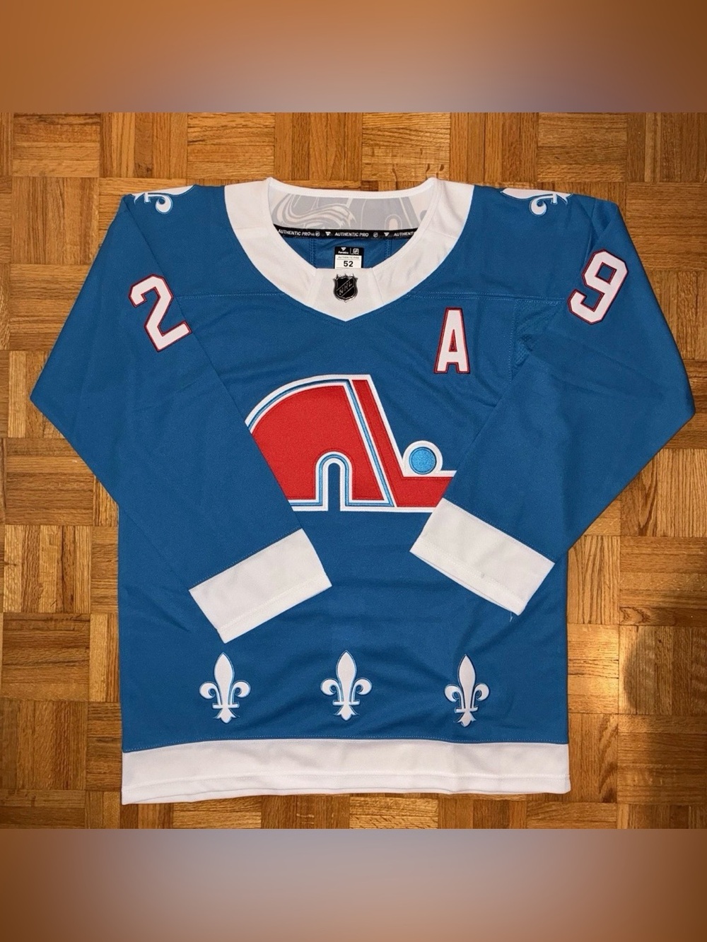 Colorado Avalanche Nathan MacKinnon Blue Alternate Heritage Jersey